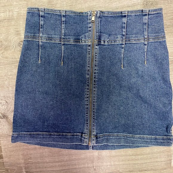 Free People Blue Denim Jean Zip Mini Skirt - NWT - Picture 6 of 7